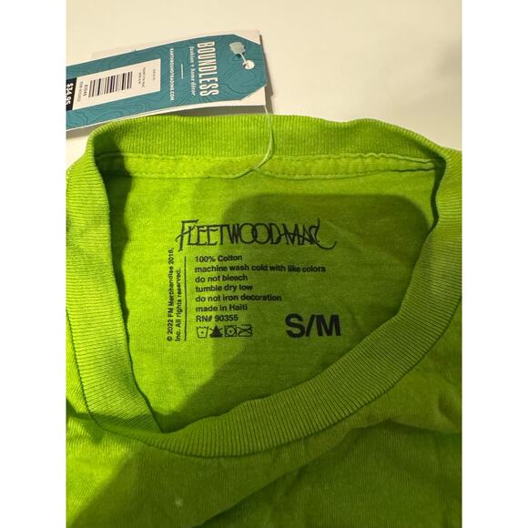 NWT Earthbound Trading Co. Fleetwood Mac Green Tee - Picture 4 of 6